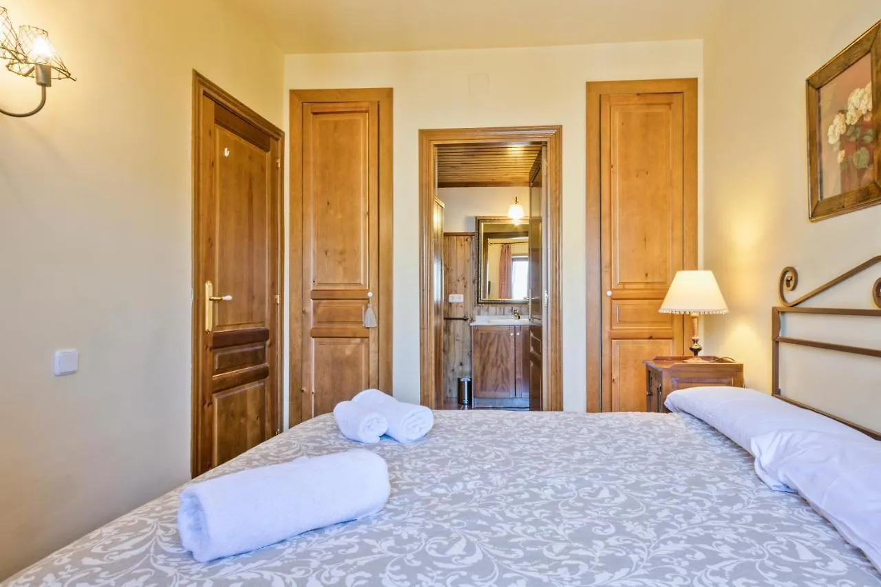Baqueira Apartamentos Cota 1700 Tranquilidad 0*, Baqueira Beret Spain