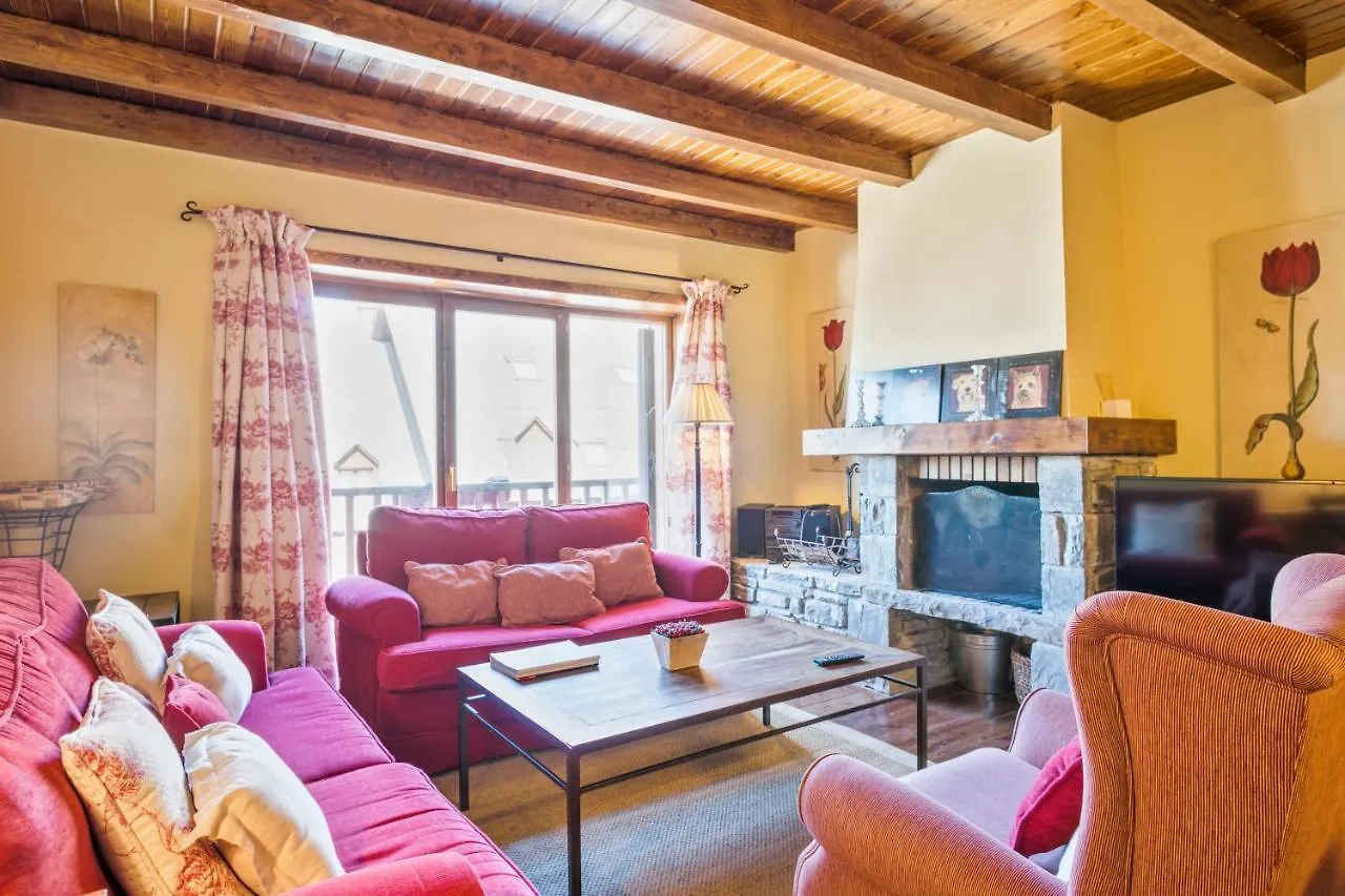 Apartment Baqueira Apartamentos Cota 1700 A Pie De Pistas Baqueira Beret Spain