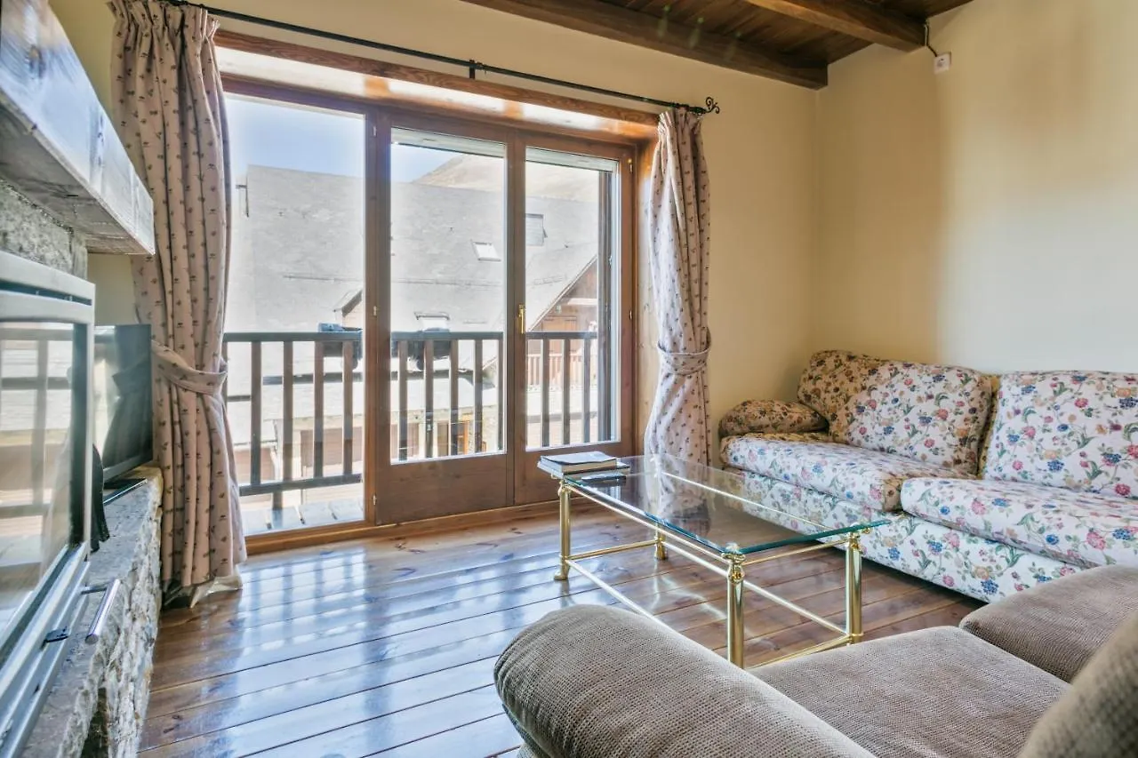 Apartment Baqueira Apartamentos Cota 1700 A Pie De Pistas Baqueira Beret